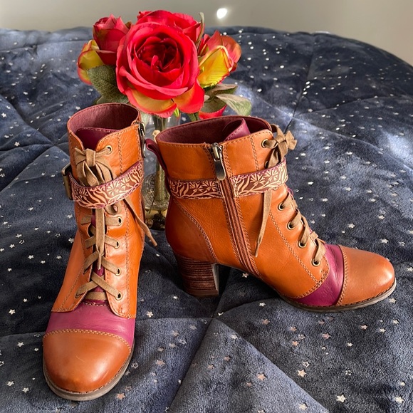 Spring Step Shoes - L’Artiste booties